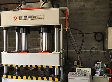 四柱液壓機315噸參數